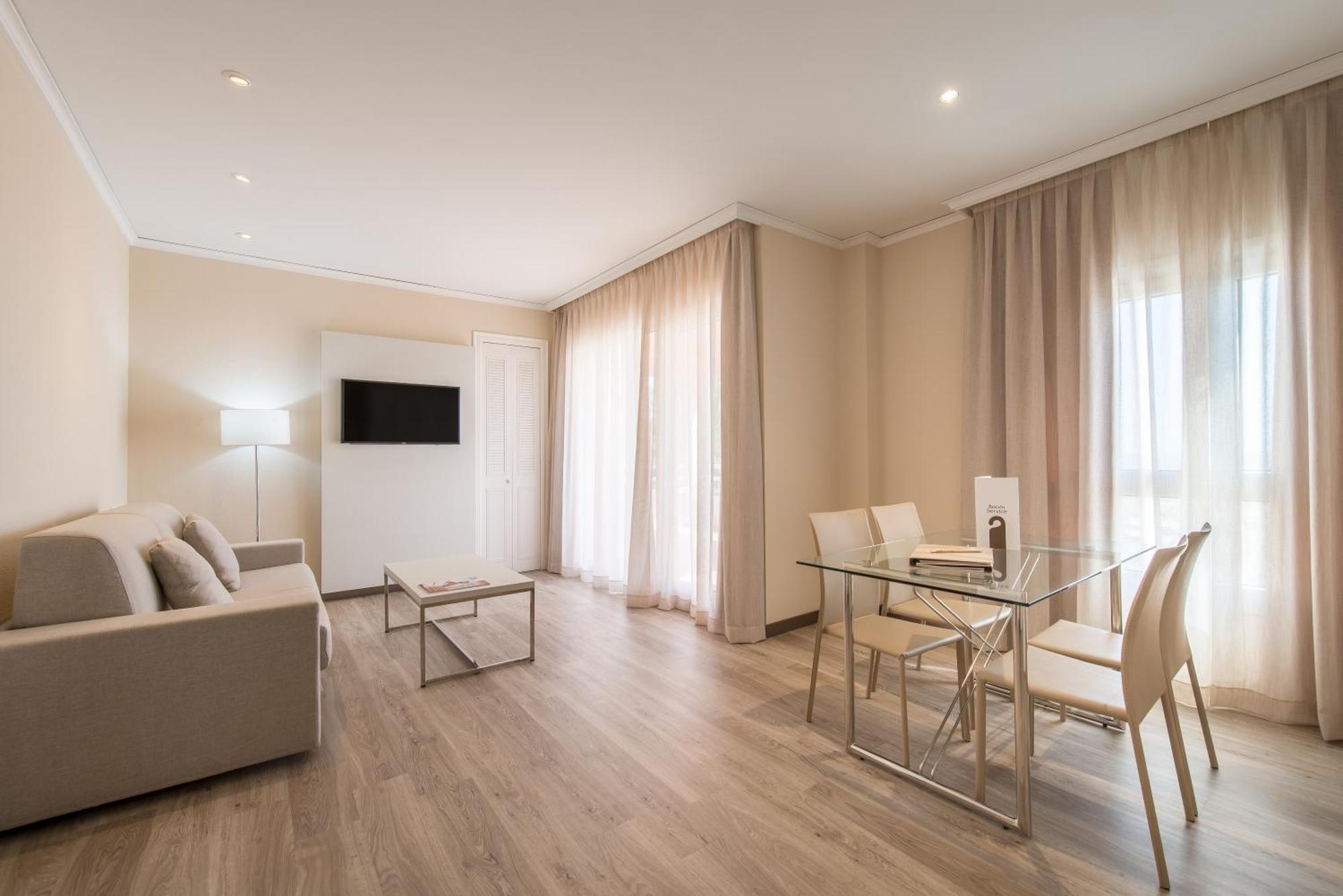 Oliva Nova Beach & Golf Hotel エクステリア 写真