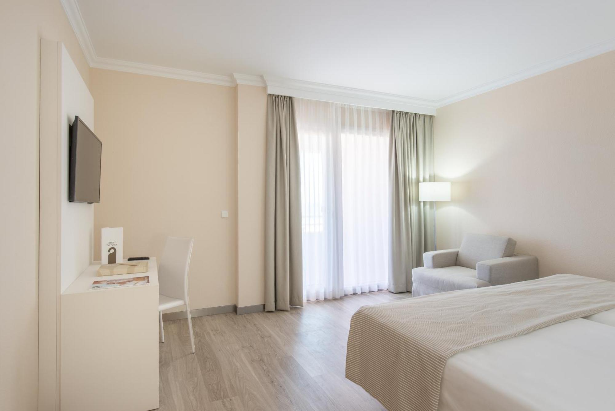 Oliva Nova Beach & Golf Hotel エクステリア 写真